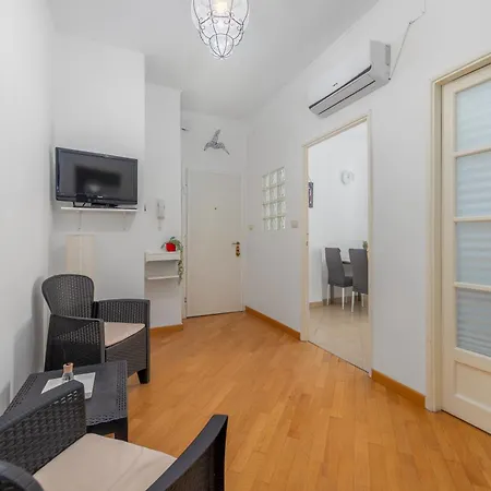 Palma House Milán